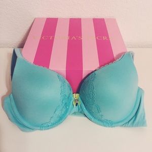 Victoria's Secret • Body by Victoria bra