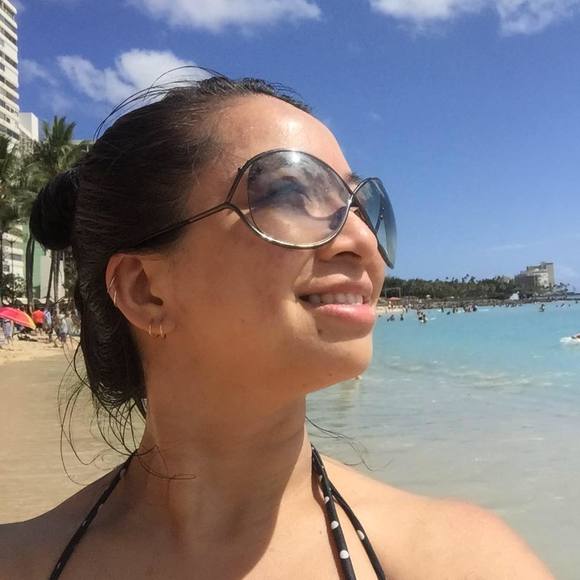 Meet your Posher, Hue - Picture 1 of 1