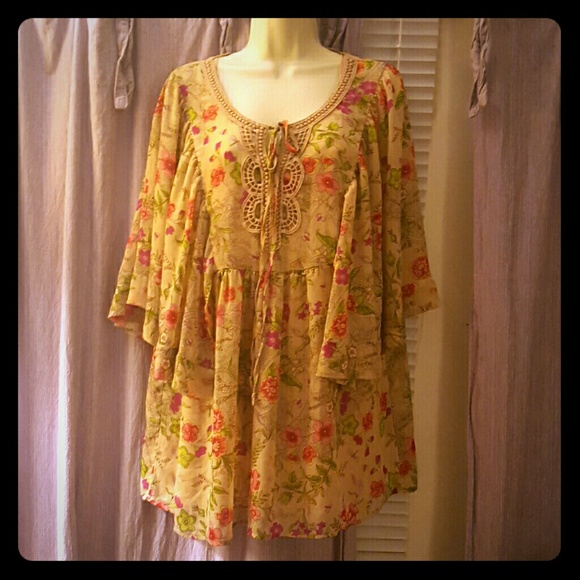 Daniel Rainn XL Beige Floral Blouse