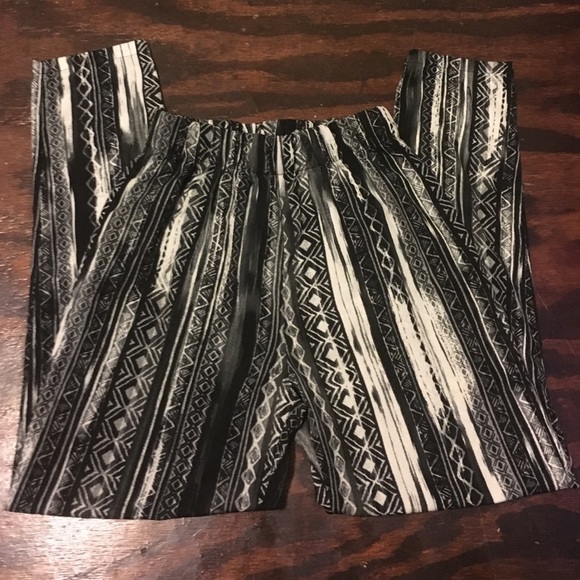 Pants - Picture 2 of 4
