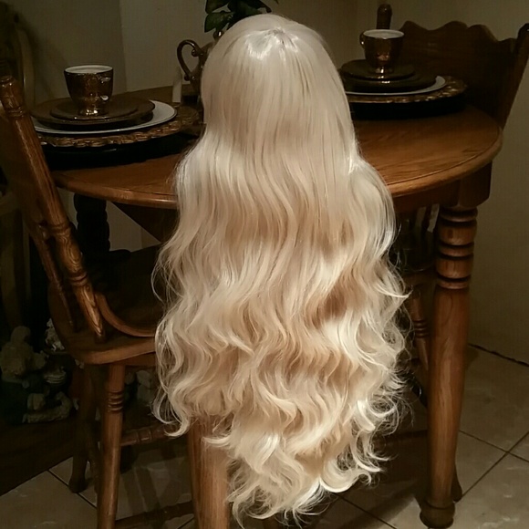 Blonde Beauty Wig 32 inches main image 3