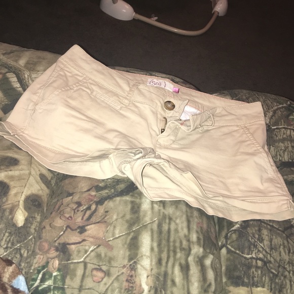 SO Khaki Shorts