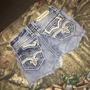 ROCK REVIVAL SHORTS