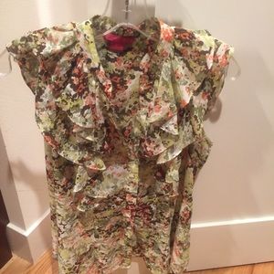 Sunny Leigh sz L ruffle front button front blouse