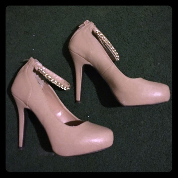 Heels 👠
