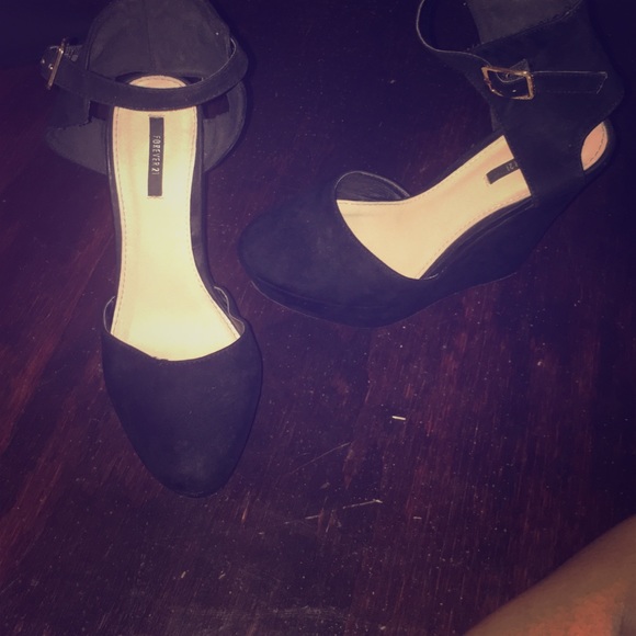 Suede wedges