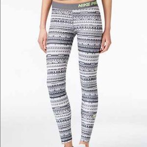 Nike Pro printed leggings