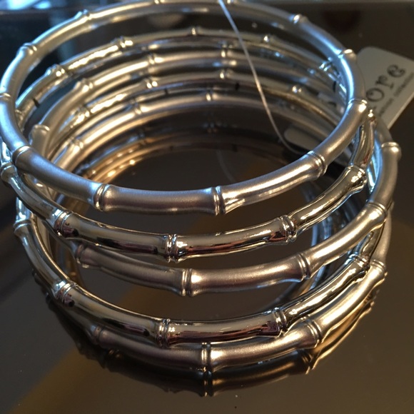 Jewelry - NWOT SET OF 5 SILVER BAMBOO BANGLE BRACELETS