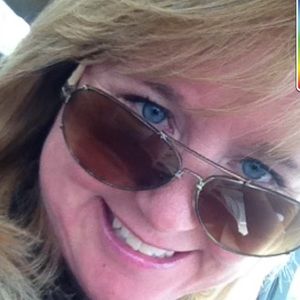 Meet your Posher, Jeannette