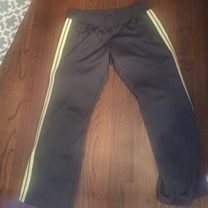 Size XL Nike polyester hang out pants