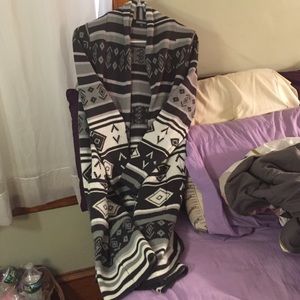 Aztec Print Long Cardigan size small