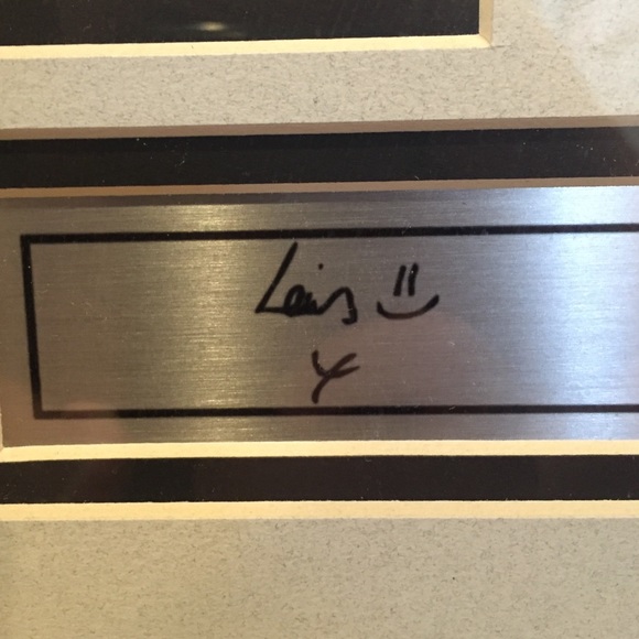the signatures of the 1D boys