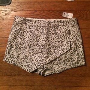 Express asymmetrical shorts- leopard print