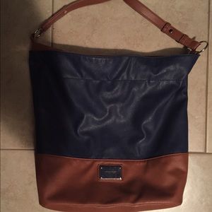 Reduced!! Nine West purse