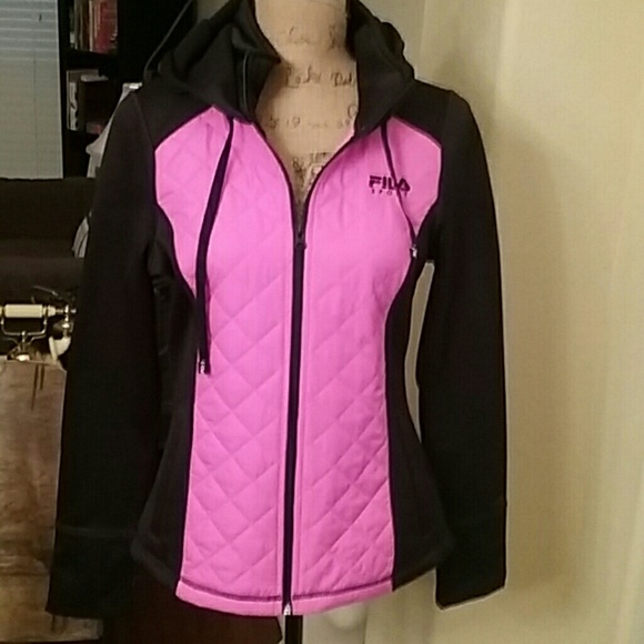 FILA JACKET. .