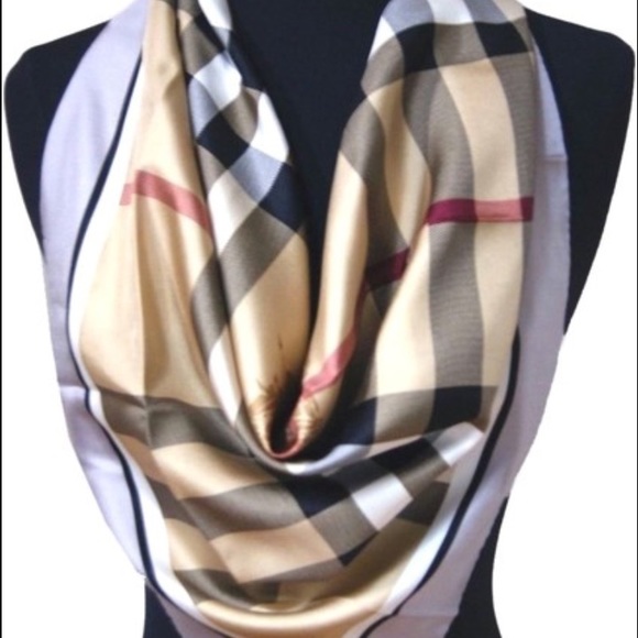 Brand new Burberry scarft with tags