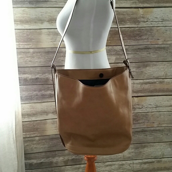 Trafaluc Tan Tote