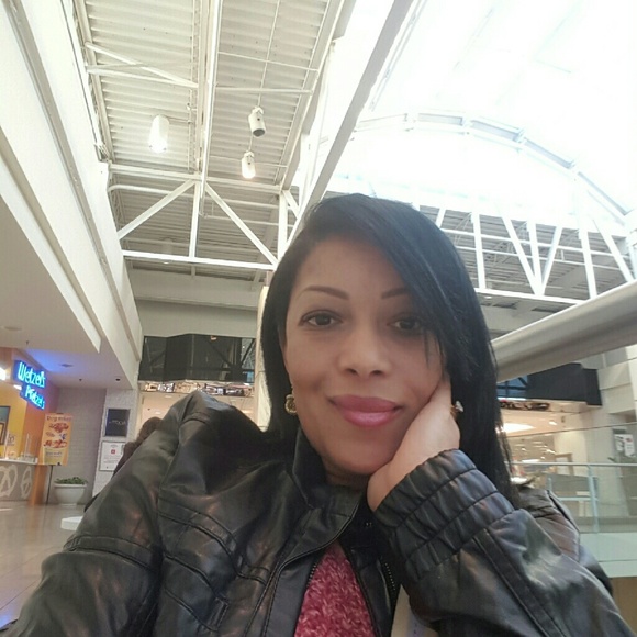 Meet your Posher, Mercedes - Picture 4 of 7