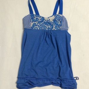 Lululemon back on track tank SZ 8
