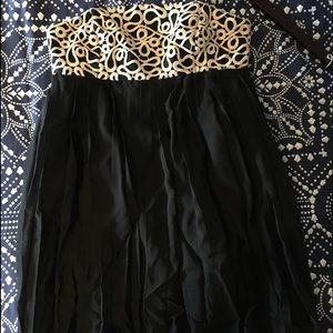 Lily Pulitzer strapless dress!