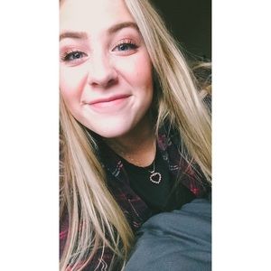 Meet your Posher, Kylee