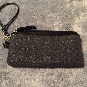 Coach wristlet wallet