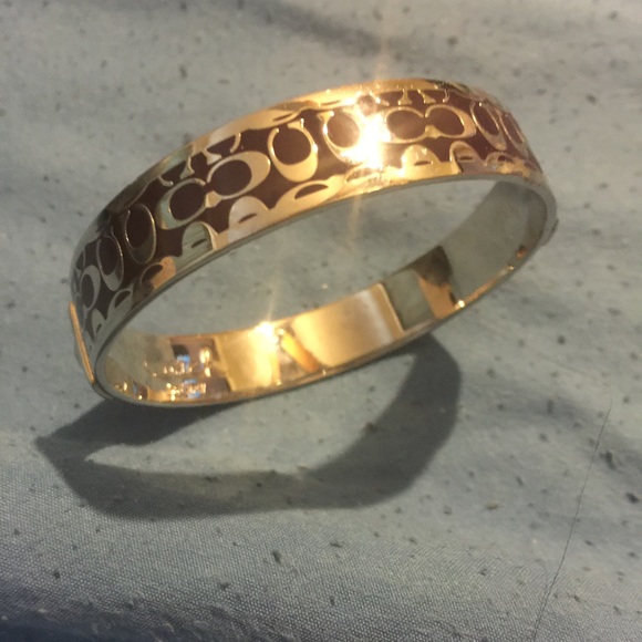 New without tags coach purple and silver bracelet!