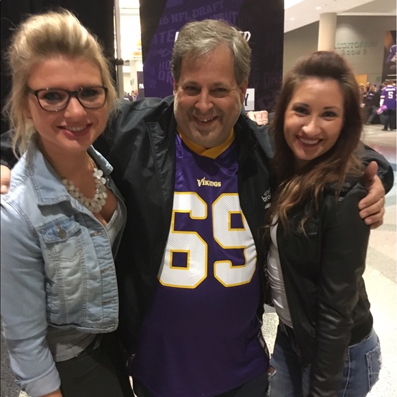 Welcome fellow Poshers! I'm Mandy! - Picture 4 of 4