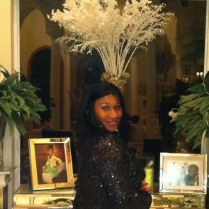 Meet your Posher, Yolanda