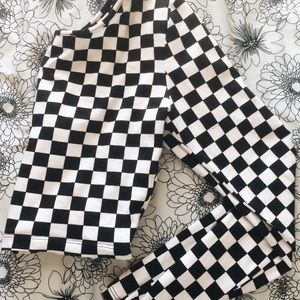 NWT Checkered Crop Top with Long Sleeves