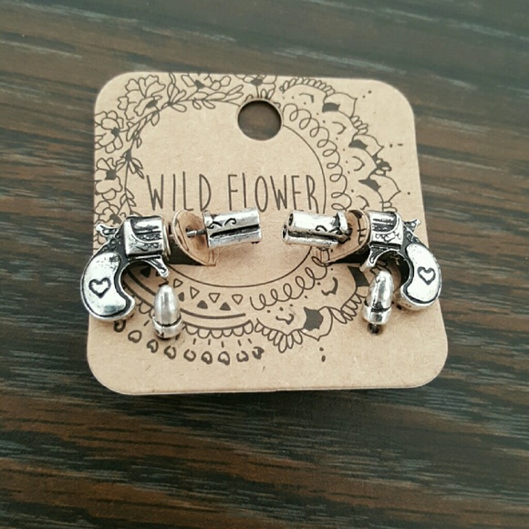 Gun and Bullet Earrings(Lowest) - Picture 2 of 4