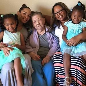 Meet your Posher, Christine