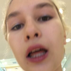 Meet your Posher, Lucy