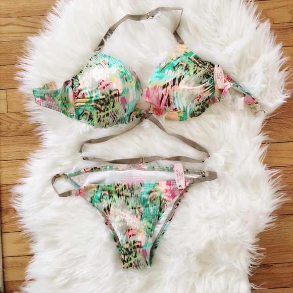 NWT VS Strappy hottie halter abstract bikini - Picture 2 of 4