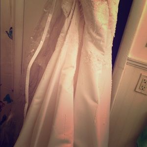 Wedding dress. Size 10. Only worn once.