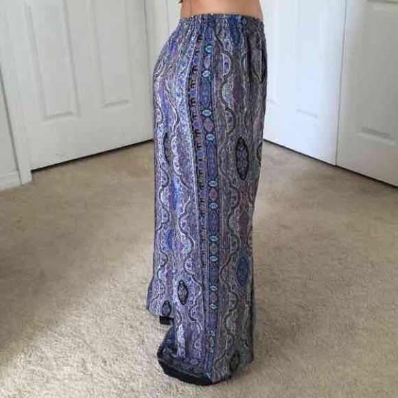 ❗️ISO❗️👀 LF wide leg pants - Picture 2 of 3