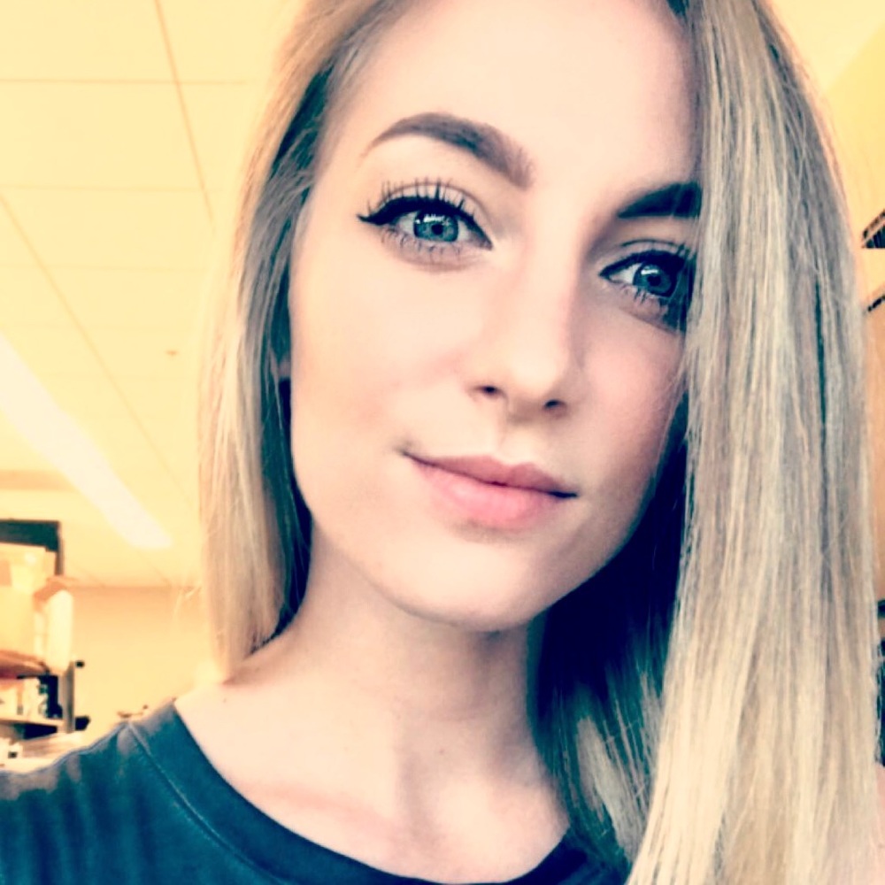 • Meet Your Posher •