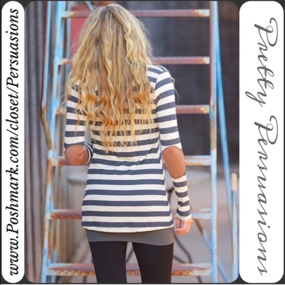 SOLD OUT 🌻NWT Gray Striped Elbow Patch Cardigan - Picture 3 of 4