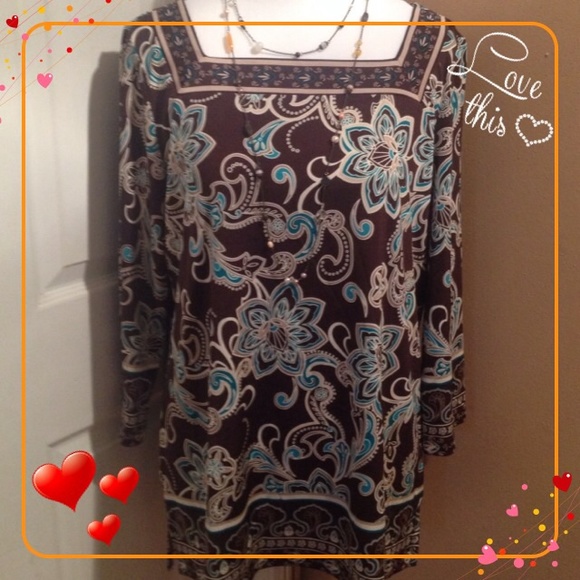 EUC Jaclyn Smith Top!