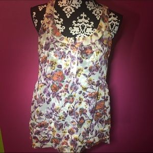 Pretty floral halter blouse L