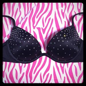size 34B Victoria's Secret Pink Bra! Worn once!