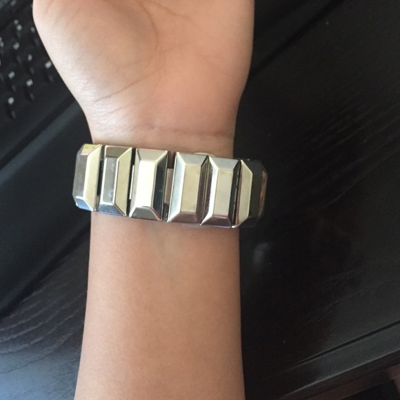 🎉PRICE DROP🎉Michael Kors watch - Picture 3 of 3