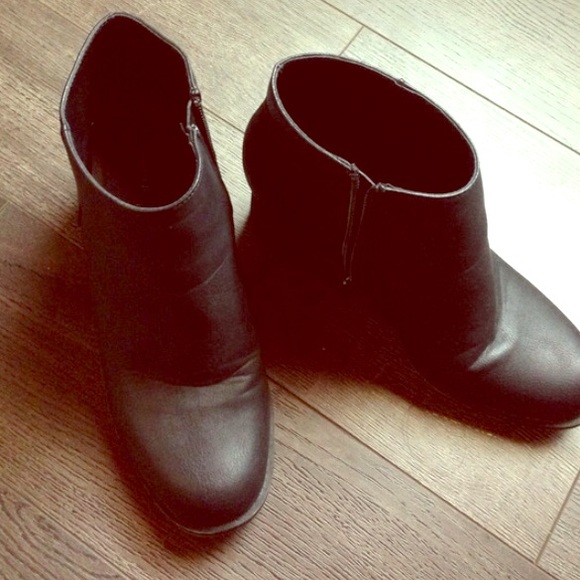 🎉🎉 BLACK ANKLE BOOTS