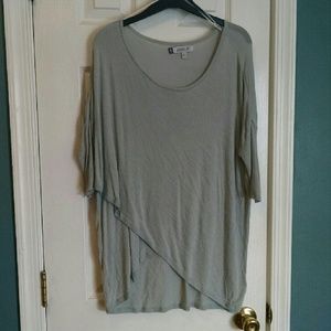 Jennifer Lopez 3/4 sleeve top size L