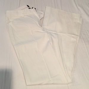 🌷Flare leg white trousers