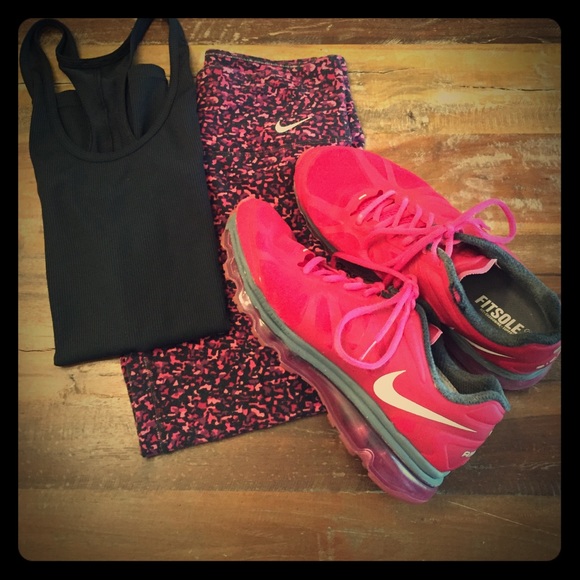 Women's Nike Air Max shoes