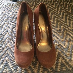 Brown suede wedge pump