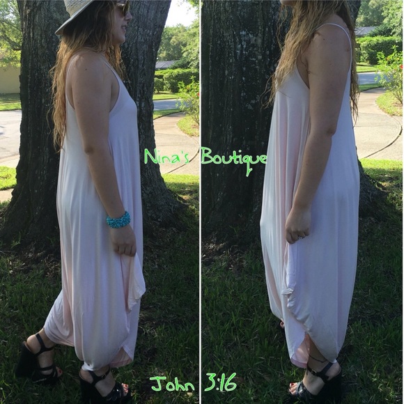 🔻clearance🔻Spaghetti strap jumpsuits - Picture 3 of 3