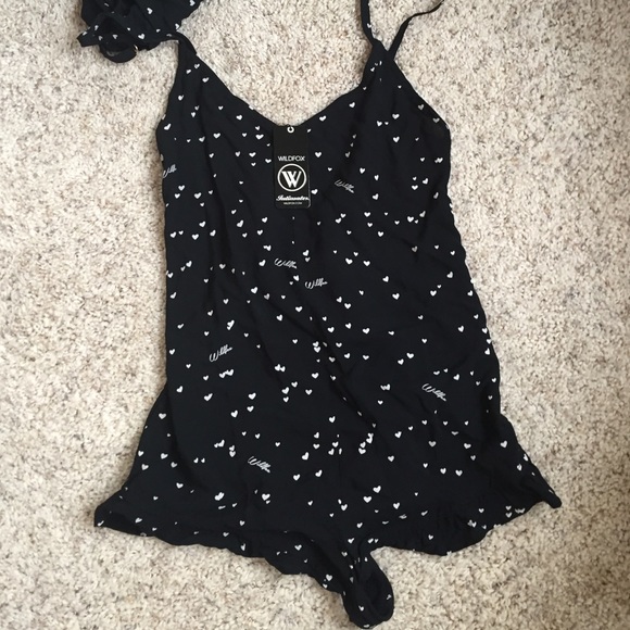 TRADE Wildfox Wild Hearts Pajama Romper - Picture 4 of 4