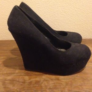 💥Classic Black Wedges 💥